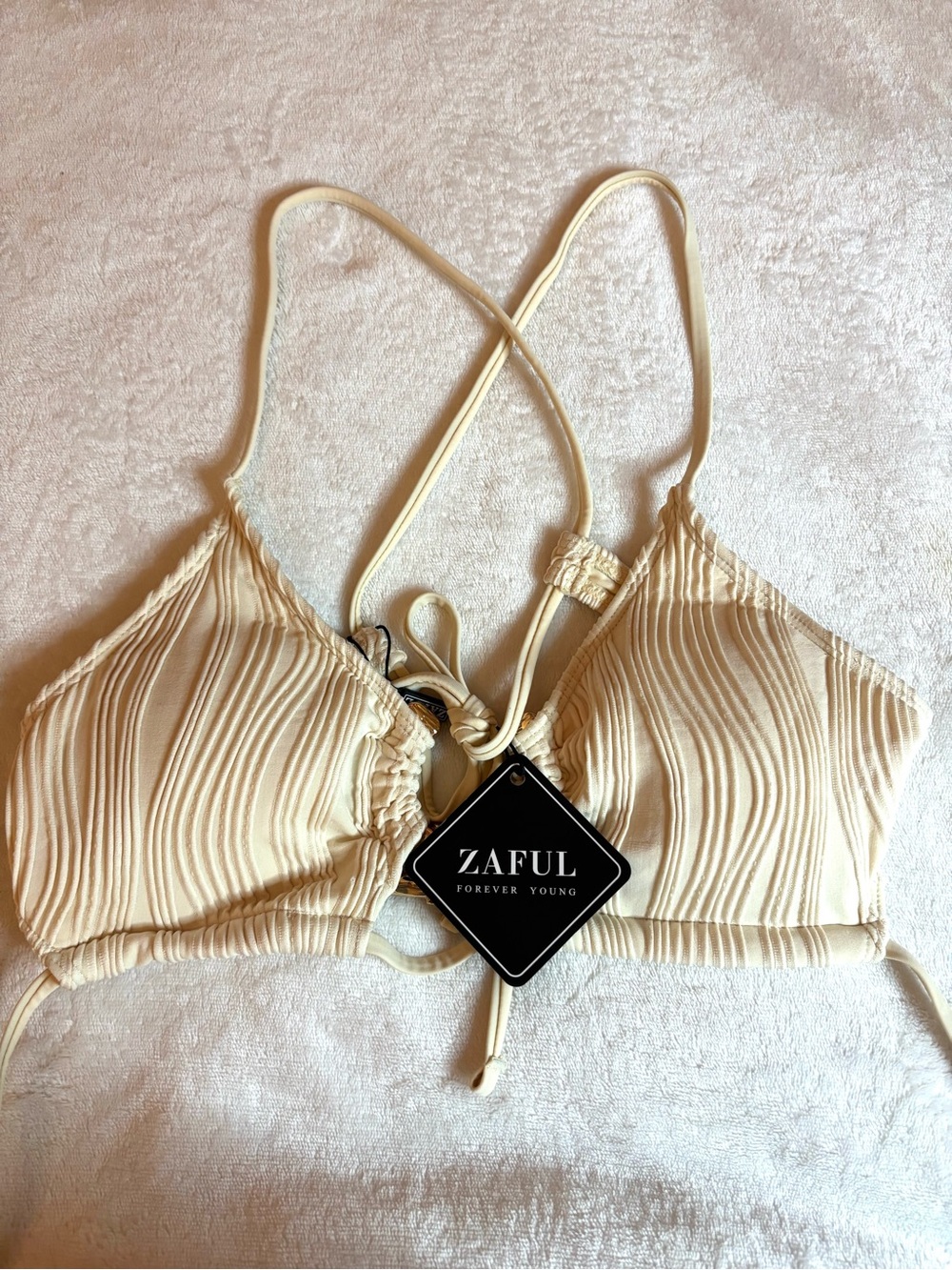 Zaful Women’s Beige Textured Tie-Side Bikini Set - Elegant Swimwear - Picture 2 of 8